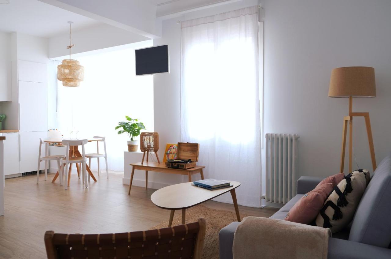 Bright And Modern Apartment In Bilbao City Center Exterior photo
